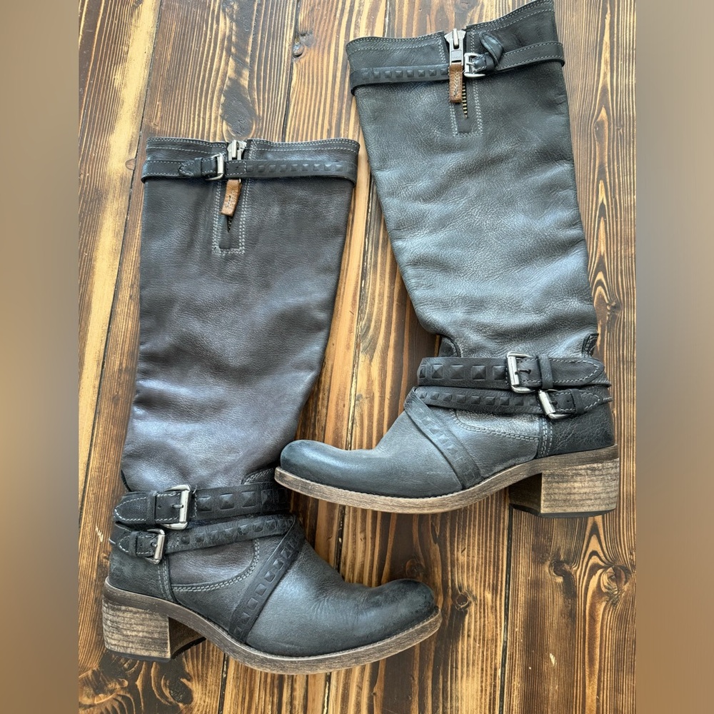 Steve Madden Endless Boot